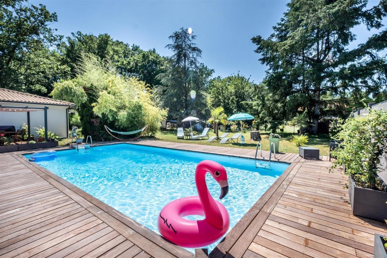 Villa Géna Saint-Médard-dʼEyrans Kültér fotó